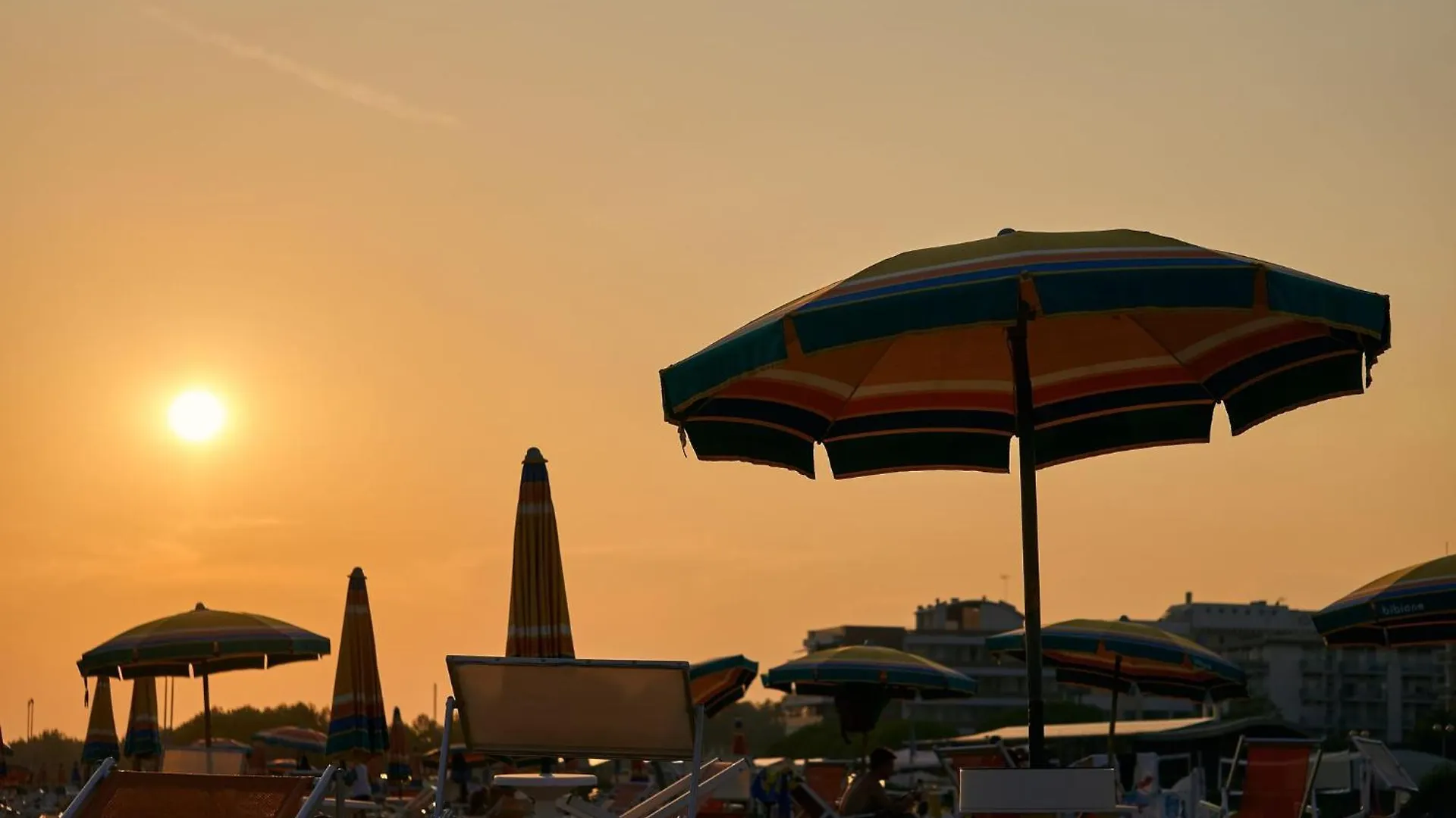 Sea View Top Floor Apartment In Bibione