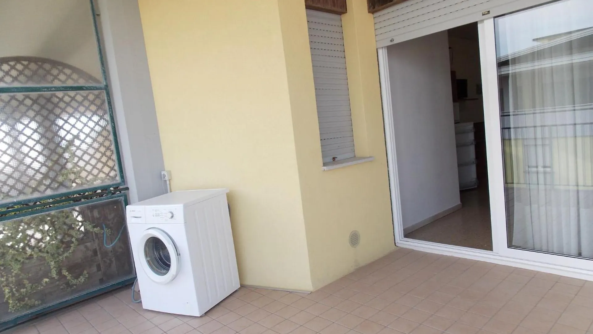 Sea View Top Floor Apartment In Bibione Italy