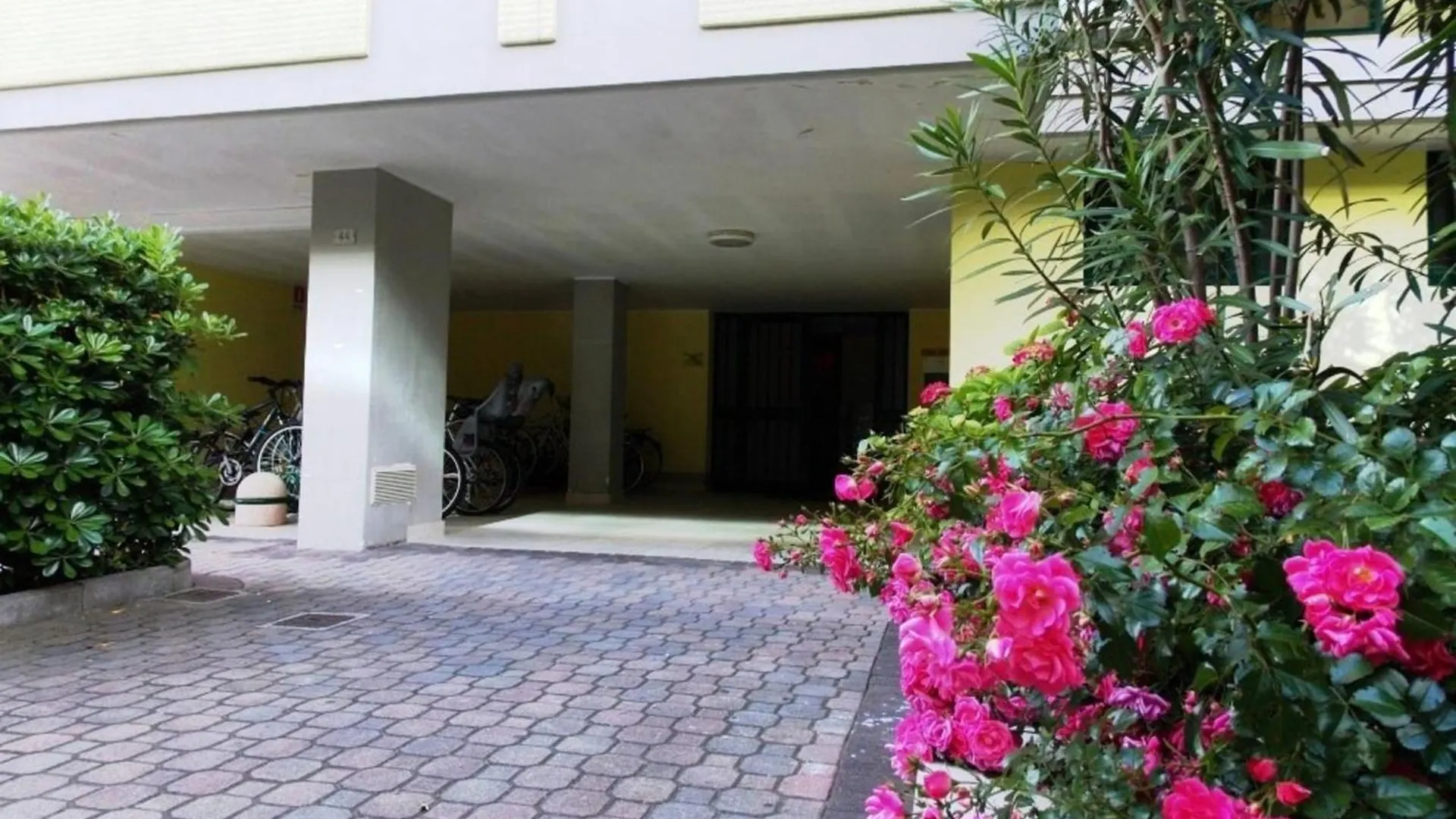 Sea View Top Floor Apartment In Bibione