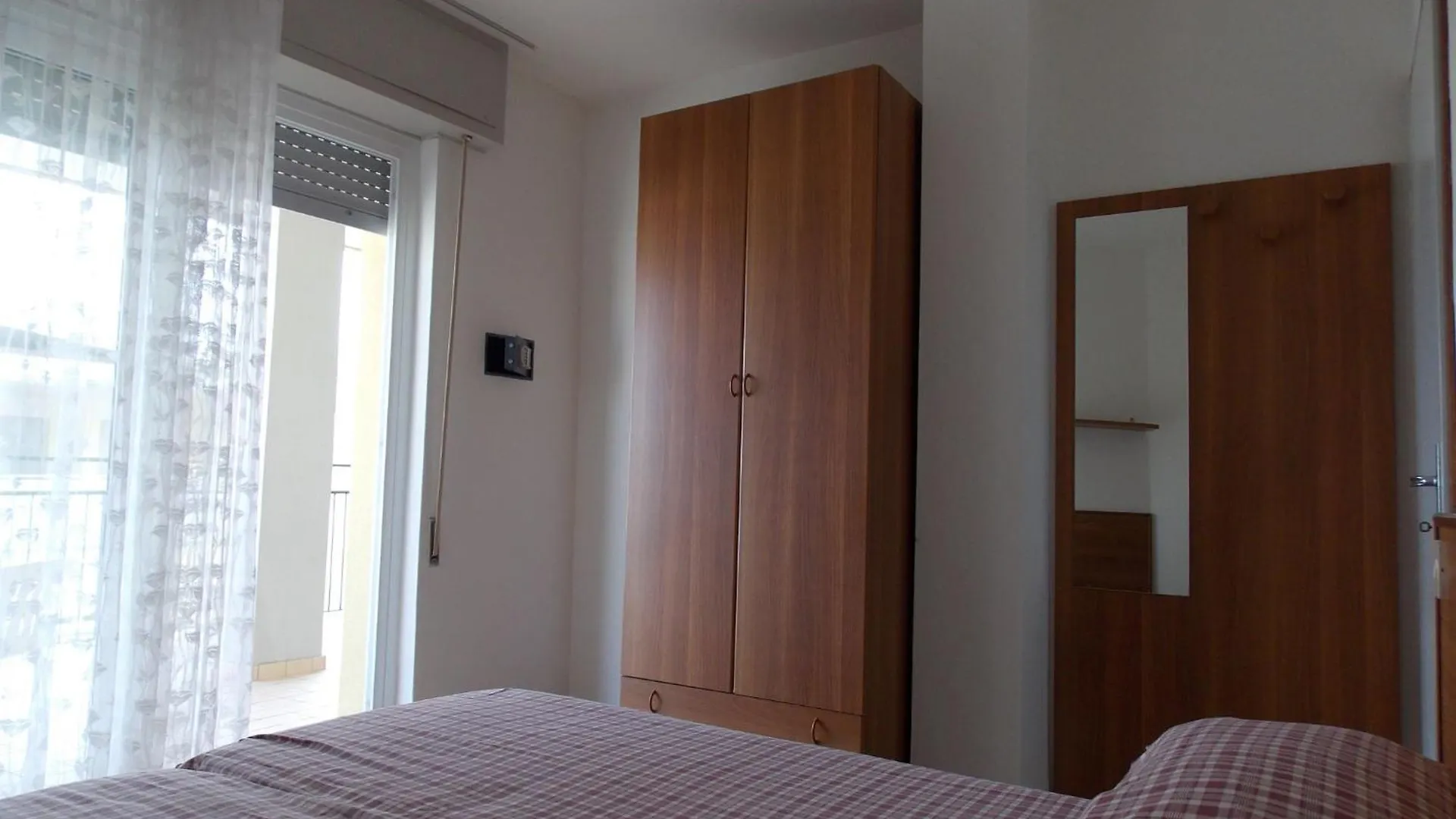Sea View Top Floor Apartment In Bibione