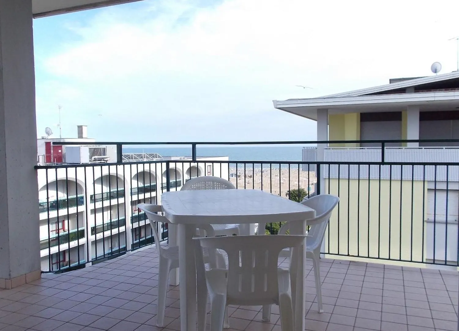 Sea View Top Floor Apartment In Bibione 0*,